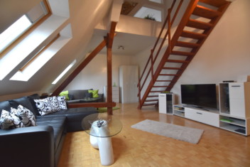 VIDEO: 3-bedroom maisonette apartment in the city center, Štúrova, Nitra