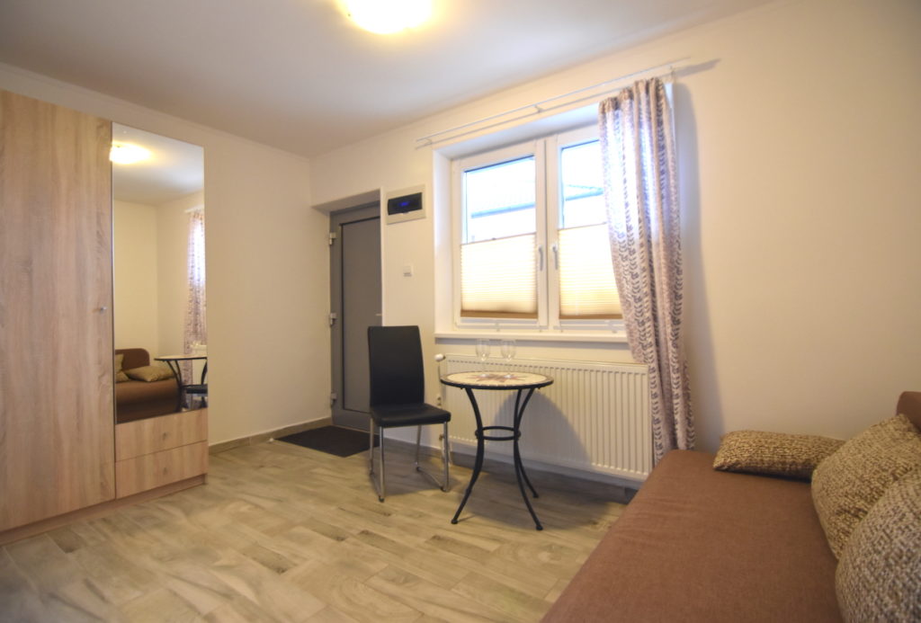 VIDEO: Studio apartment in the family house in Ivanka pri Nitre