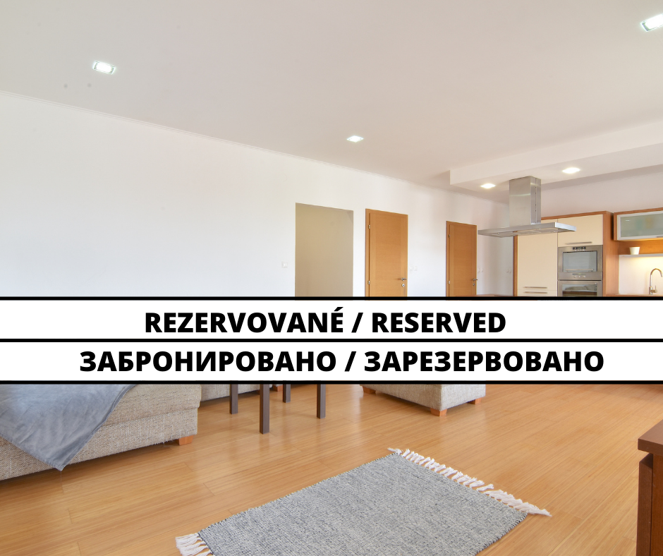 RESERVED   Spacious 3-bedroom apartment with outdoor seating area and private parking at Chrenová city district, Nitra