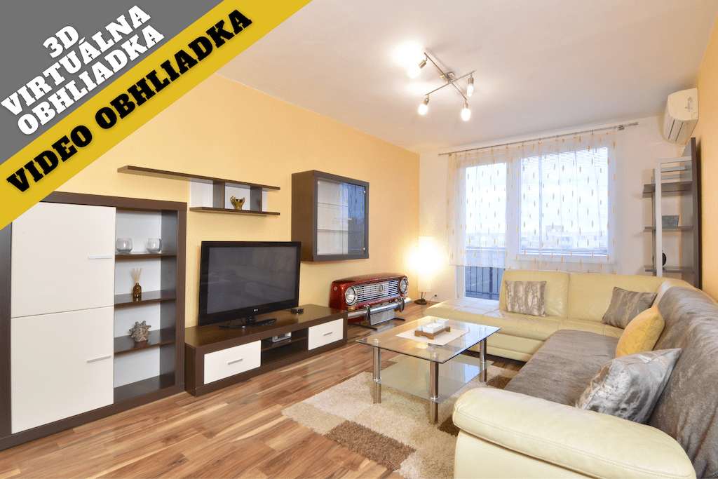 Renovated 4-bedroom apartment with a balcony and air-conditioner in Nitra – Chrenová city district