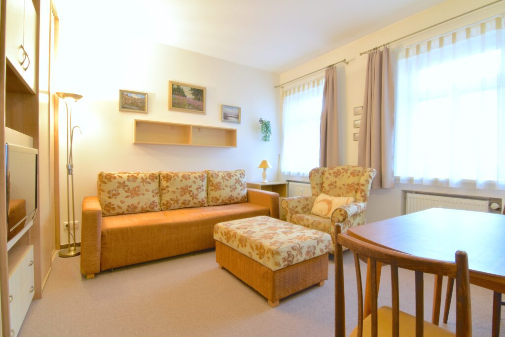 Studio apartment with parking place – Nitra, city center